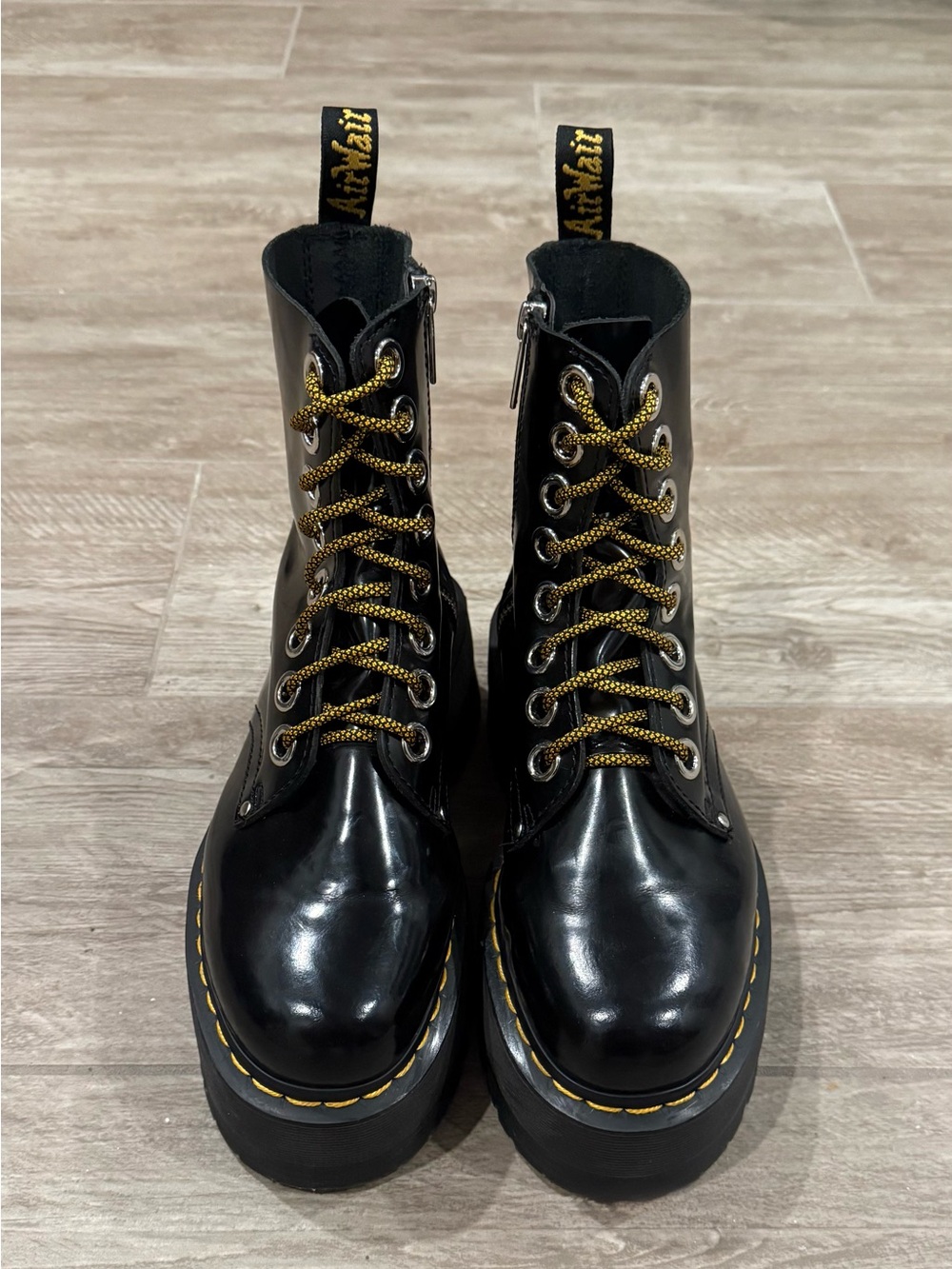 Dr. Martens Jadon Max Size 8 US Womens